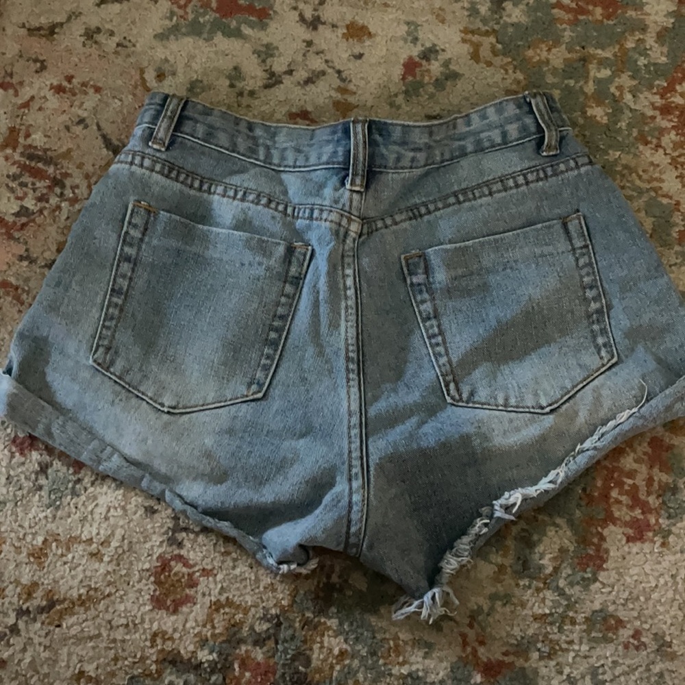Beach shorts - Picture 4 of 5